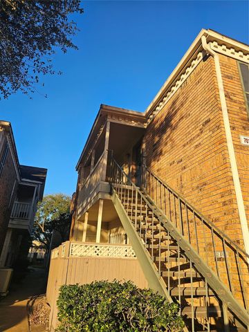 2626 Holly Hall Street 710, Houston, TX 77054