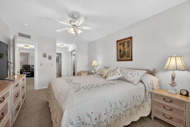 111 Shore Court 301, North Palm Beach, FL 33408