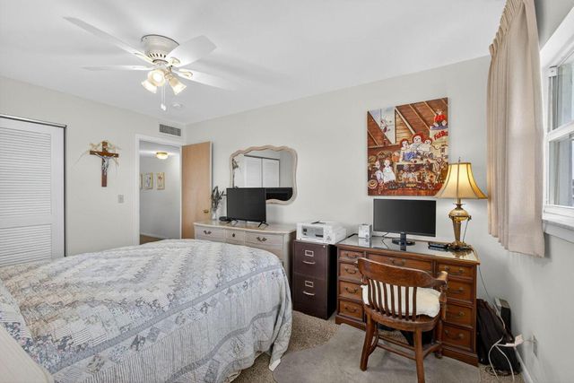 111 Shore Court 301, North Palm Beach, FL 33408