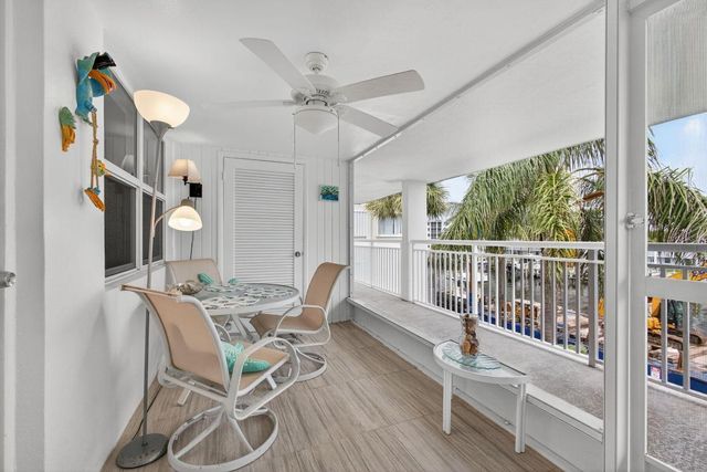 111 Shore Court 301, North Palm Beach, FL 33408