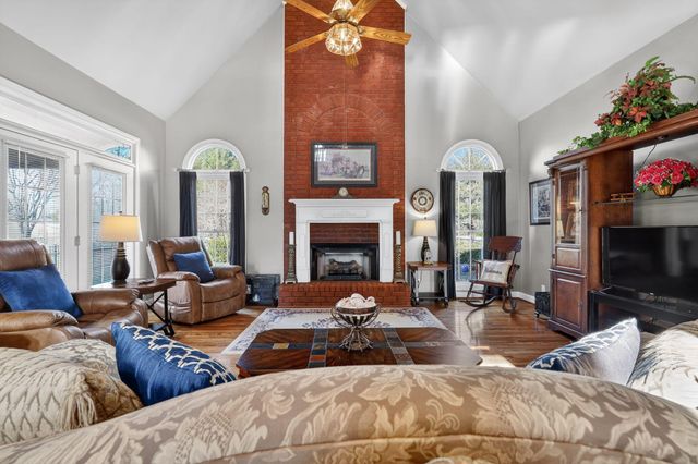 4676 Harpeth Peytonsville Rd, Thompsons Station, TN 37179