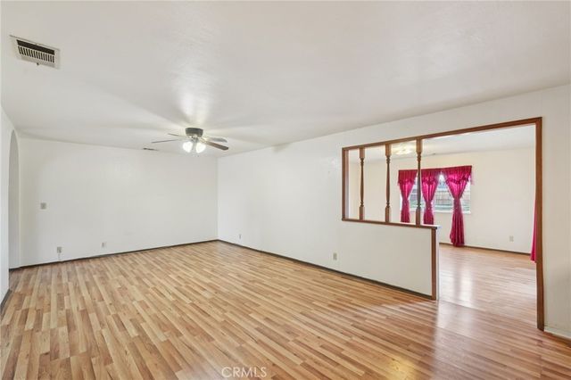 13954 Cronese Road, Apple Valley, CA 92307