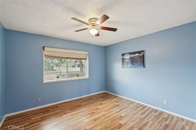 13954 Cronese Road, Apple Valley, CA 92307