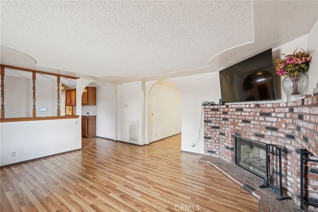 13954 Cronese Road, Apple Valley, CA 92307