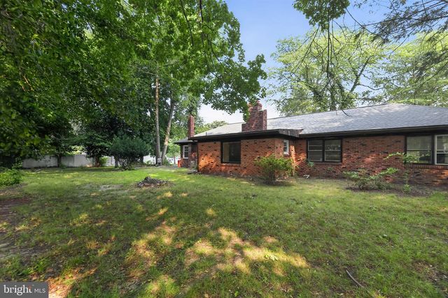 102 E HARVARD AVE, Stratford, NJ 08083