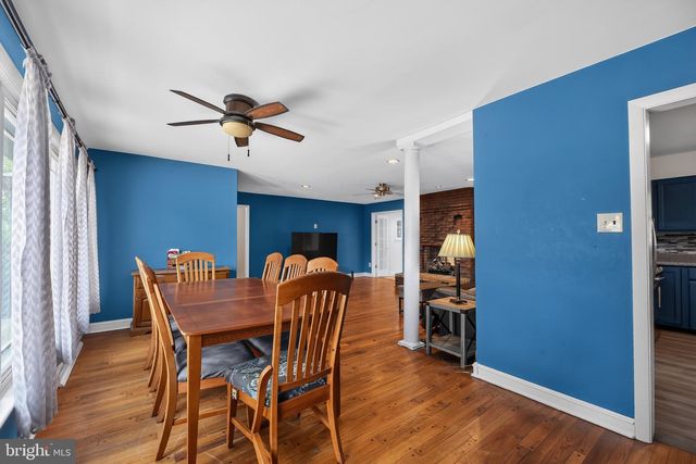 102 E HARVARD AVE, Stratford, NJ 08083