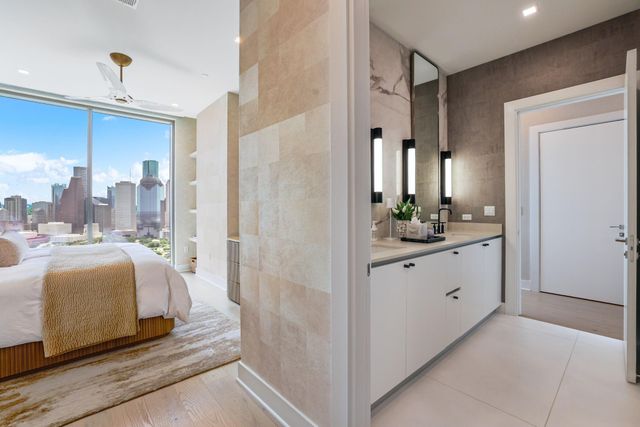 1711 Allen Parkway 2704, Houston, TX 77019