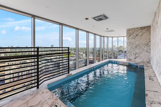 1711 Allen Parkway 2704, Houston, TX 77019