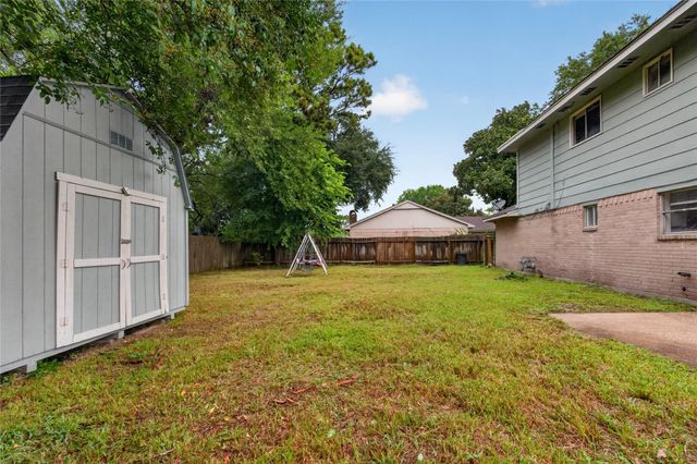 4343 Brookhead Trail, Houston, TX 77066