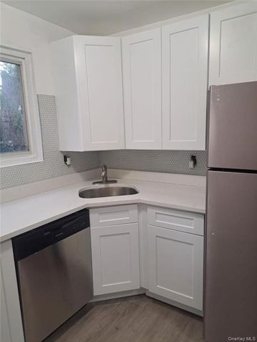 1010 Rottkampt Street 2, Valley Stream, NY 11580