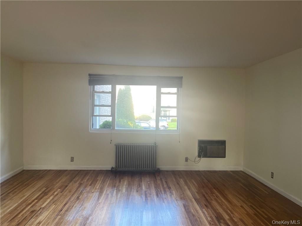 1010 Rottkampt Street 2, Valley Stream, NY 11580 — photo 3