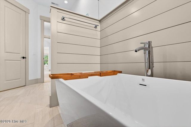 1880 Healing Water Lane SW, Supply, NC 28462