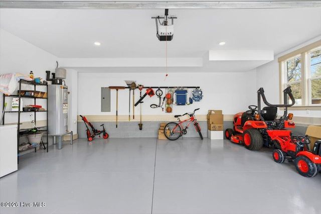 1880 Healing Water Lane SW, Supply, NC 28462