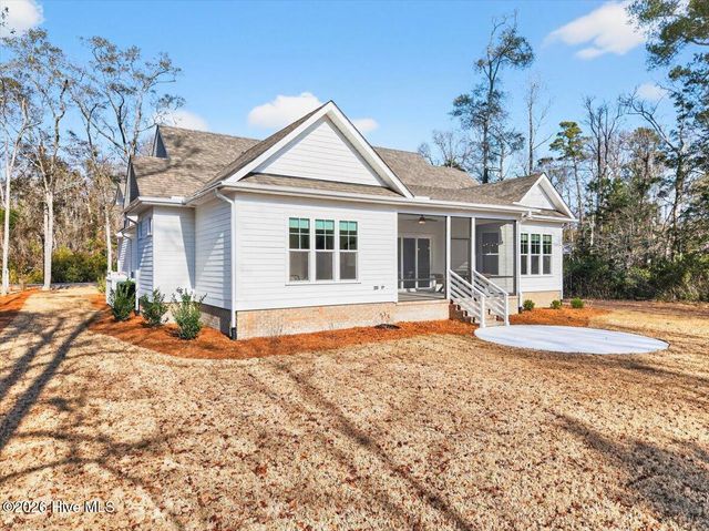 1880 Healing Water Lane SW, Supply, NC 28462