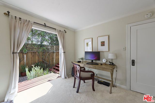 5960 Airdrome Street, Los Angeles, CA 90035