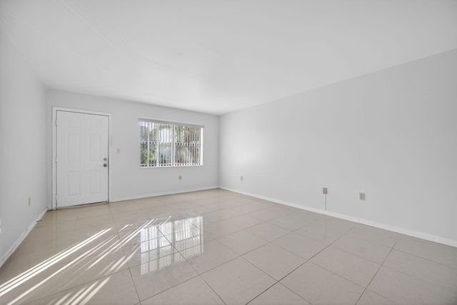 10350 SW 220th Street 236, Cutler Bay, FL 33190