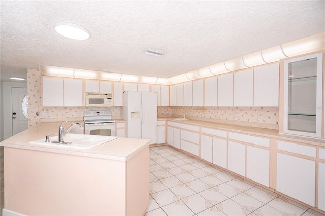 7003 FOUNTAIN AVENUE, Tampa, FL 33634