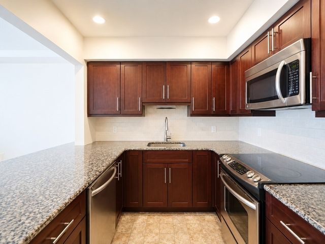 59 Brainerd Rd 604, Boston, MA 02134
