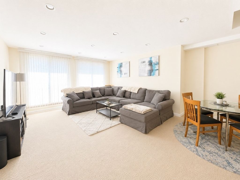 59 Brainerd Rd 604, Boston, MA 02134