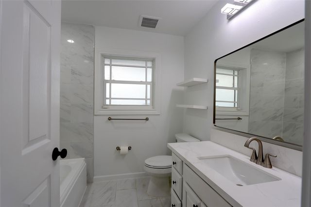 4839 Mcdermed Drive, Houston, TX 77035