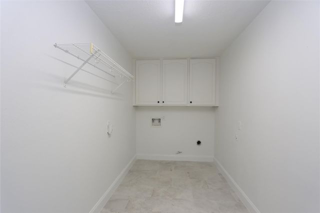 4839 Mcdermed Drive, Houston, TX 77035