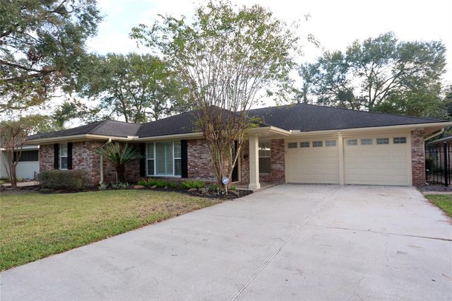 4839 Mcdermed Drive, Houston, TX 77035