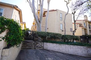 18954 Sherman Way 3, Reseda, CA 91335