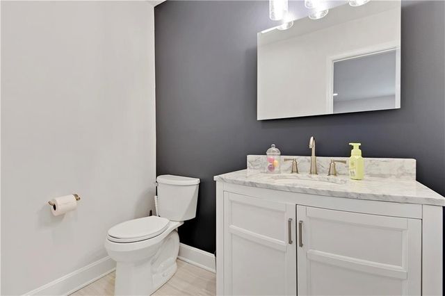 13300 W 102nd Street, Lenexa, KS 66215