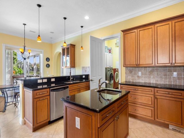 6168 56th Avenue, Vero Beach, FL 32967