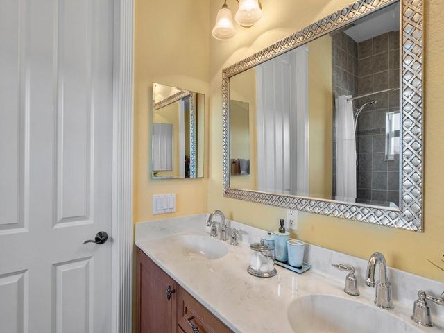 6168 56th Avenue, Vero Beach, FL 32967