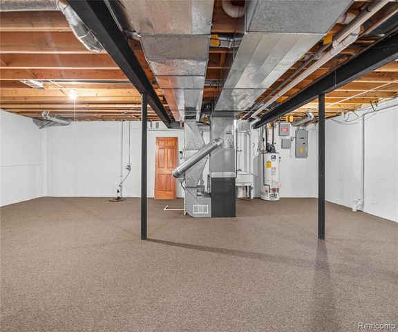 10779 Brooks Lane, Plymouth, MI 48170