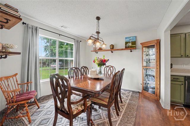 127 Chapel Drive, Savannah, GA 31406