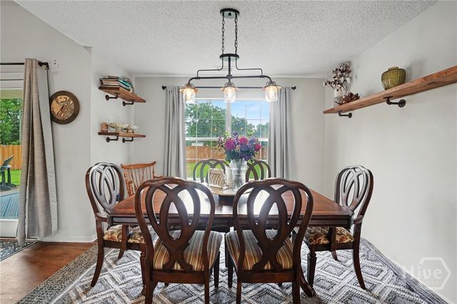 127 Chapel Drive, Savannah, GA 31406