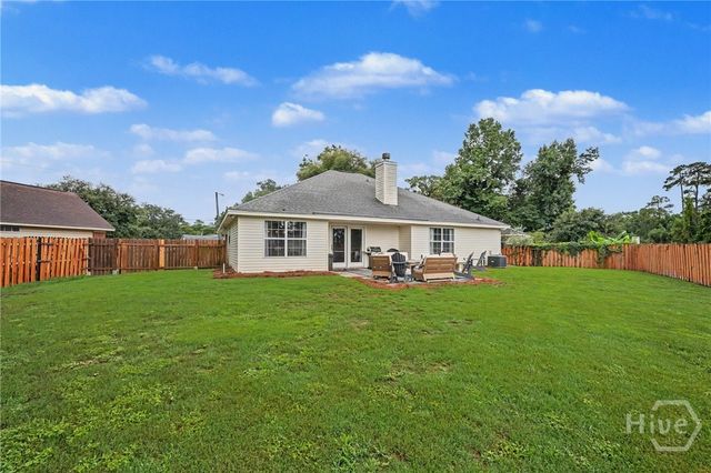 127 Chapel Drive, Savannah, GA 31406