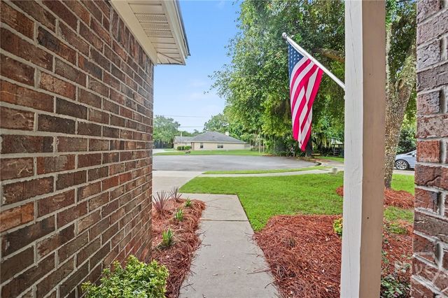 127 Chapel Drive, Savannah, GA 31406