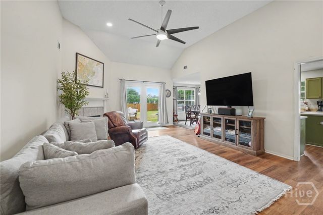 127 Chapel Drive, Savannah, GA 31406