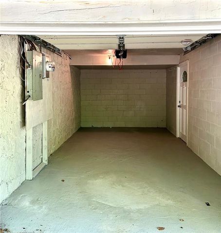 1179 Lynmoor NE Drive, Brookhaven, GA 30319