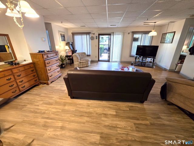 103 Judd Square 103, Wallingford, CT 06492