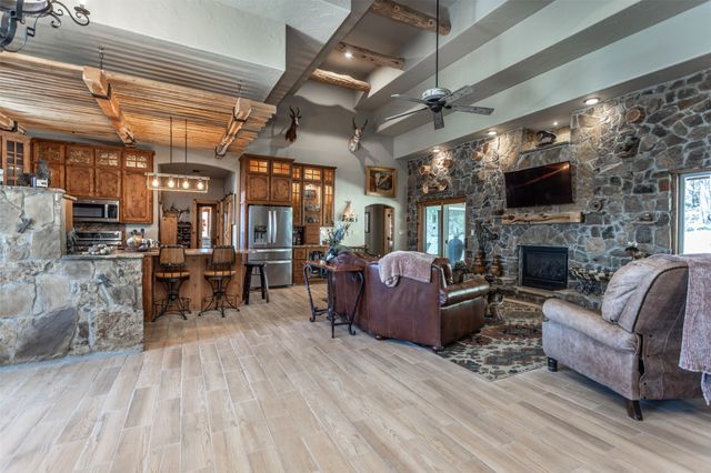 1720 CR 219, Gainesville, TX 76240
