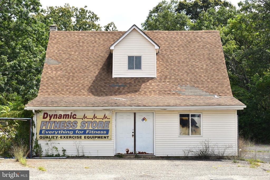 3435 S DELSEA DR, Vineland, NJ 08360