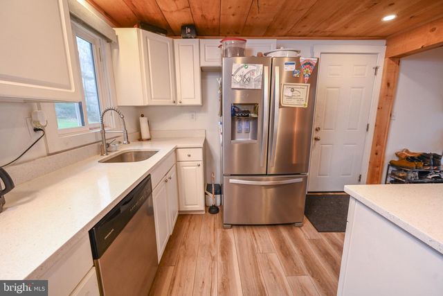 19 N RIDGE ROAD, Mc Henry, MD 21541