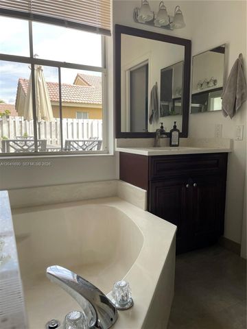 805 Falling Water Road, Weston, FL 33326