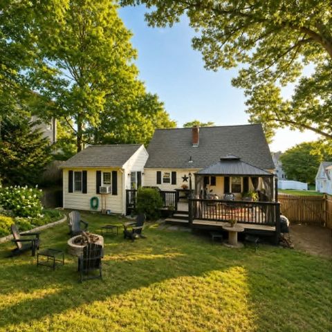 18 Hunnewell Rd, Worcester, MA 01606