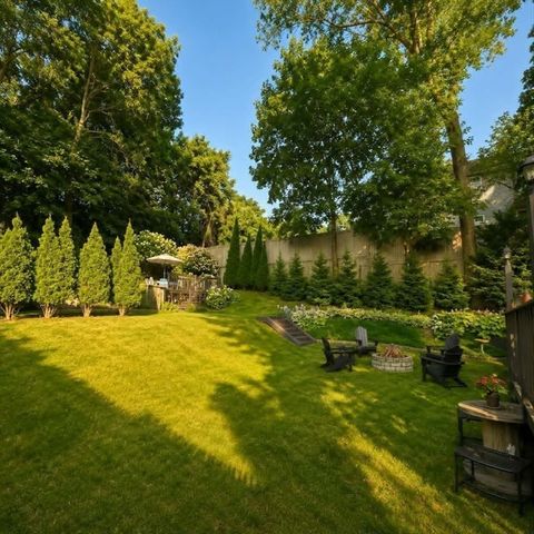 18 Hunnewell Rd, Worcester, MA 01606