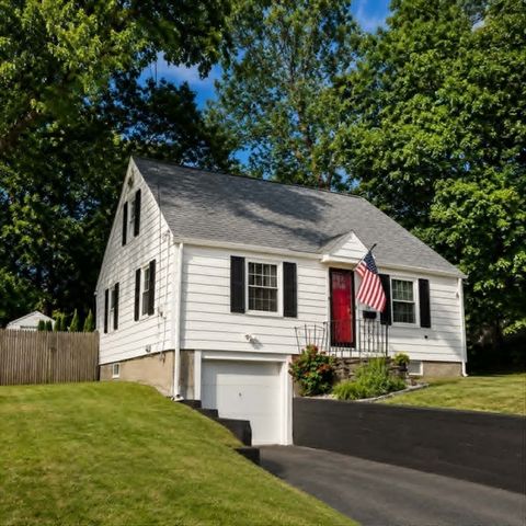 18 Hunnewell Rd, Worcester, MA 01606