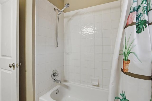 8913 NW 113th Street, Oklahoma City, OK 73162