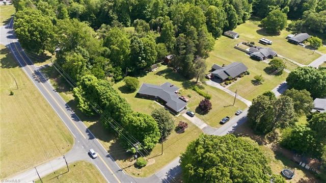 12577 Old US Highway 52, Winston-salem, NC 27107
