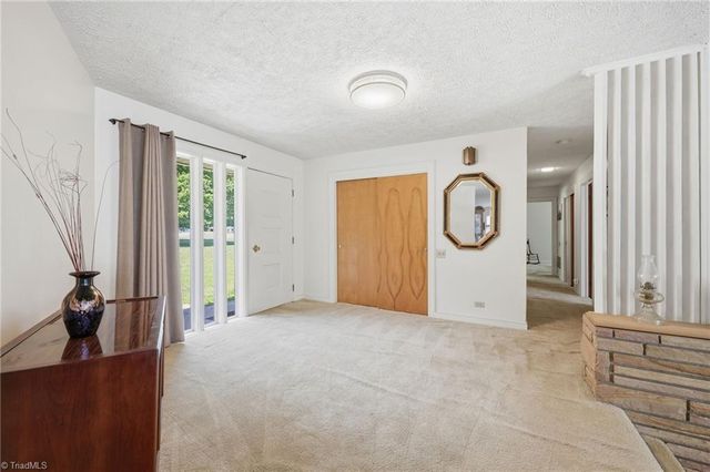 12577 Old US Highway 52, Winston-salem, NC 27107