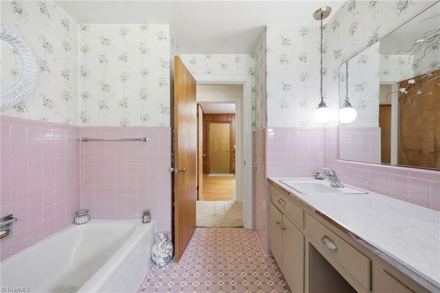 12577 Old US Highway 52, Winston-salem, NC 27107