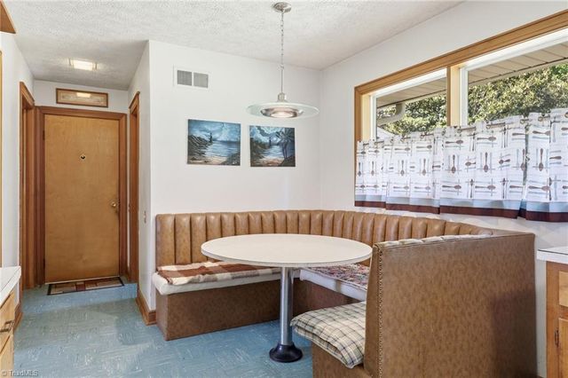 12577 Old US Highway 52, Winston-salem, NC 27107